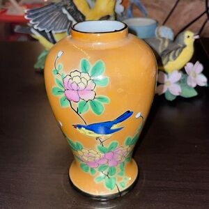 Small Vase - Handpainted in Japan